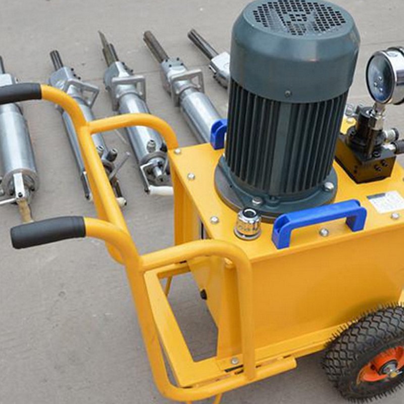 Hydraulic rock splitter, 70-ton excavator-mounted - Image 3
