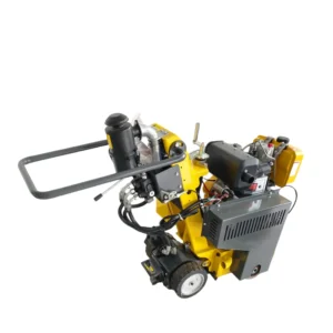 Self-propelled thermoplastic road marking remover