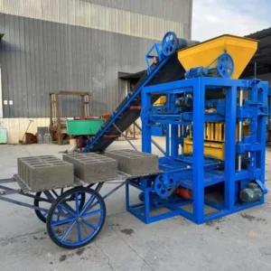 Automatic concrete block and paver making machine