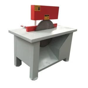 Circular saw for wood cutting